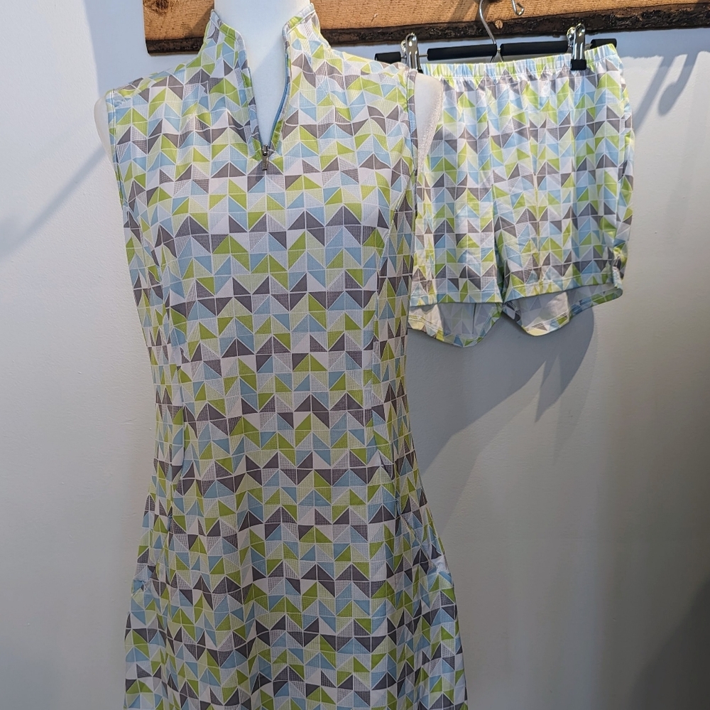 Nivo Athletic Dress with Shorts. EUC.